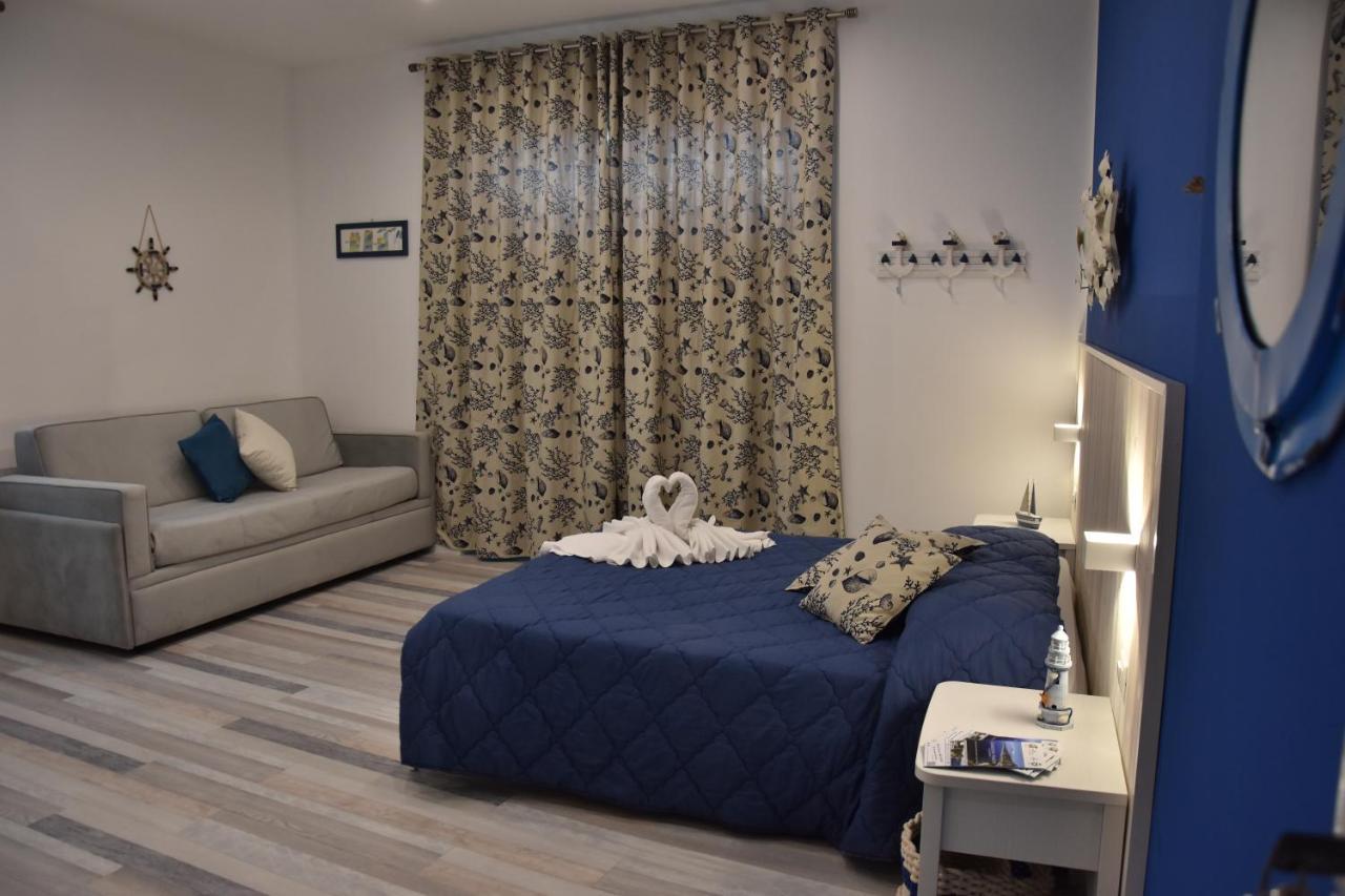 B&B Marina Blu Giardini Naxos Exterior photo